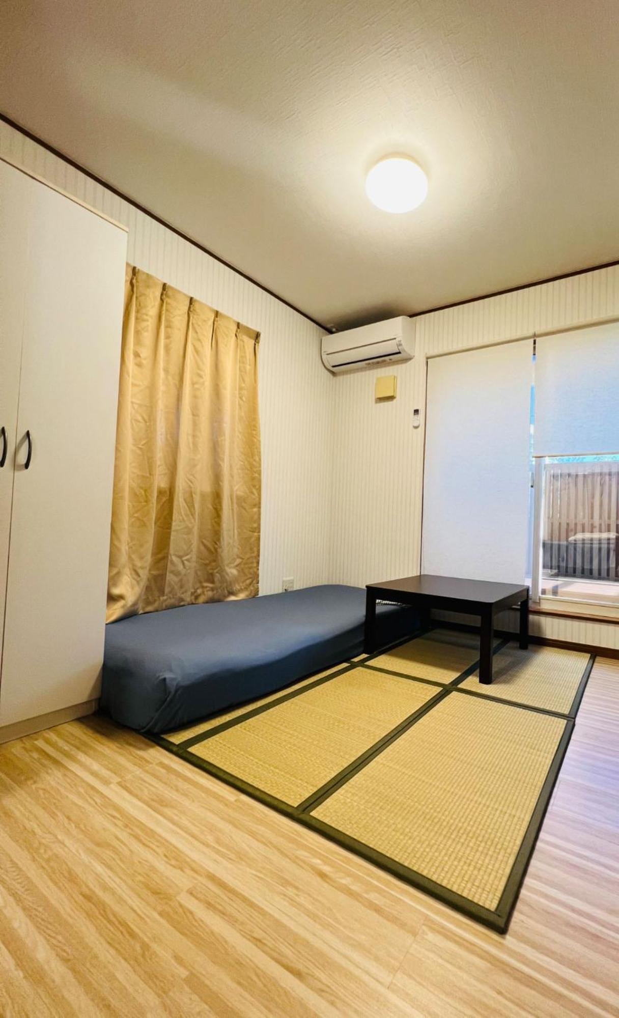 Apartment スペース海浜幕張ハウス Chiba
